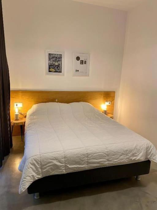A Place 4U No10 - Garden-Level Getaway 2 Bedroom 2 Bathroom Apartment With Yard Ateny Zewnętrze zdjęcie