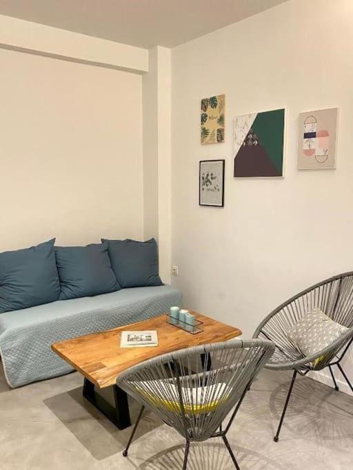 A Place 4U No10 - Garden-Level Getaway 2 Bedroom 2 Bathroom Apartment With Yard Ateny Zewnętrze zdjęcie